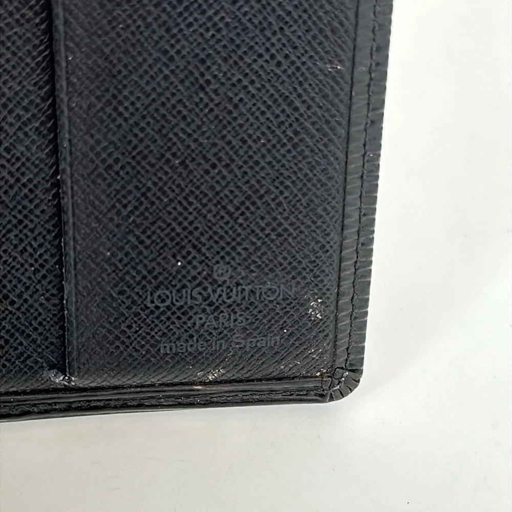 Authentic LOUIS VUITTON Mens Epi Bifold Wallet- Black
